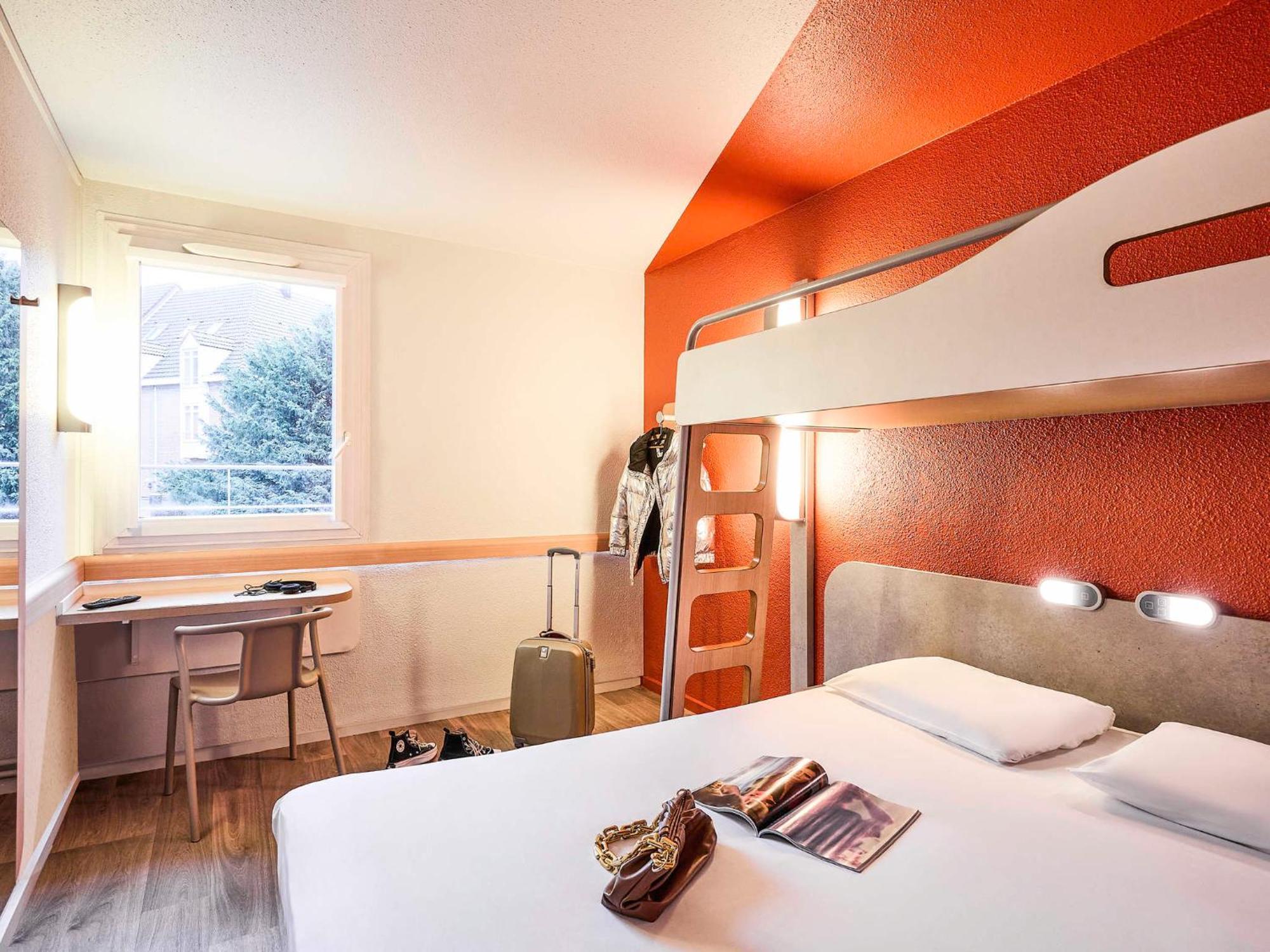 Ibis Budget Lille Gares Vieux-Lila Exterior foto